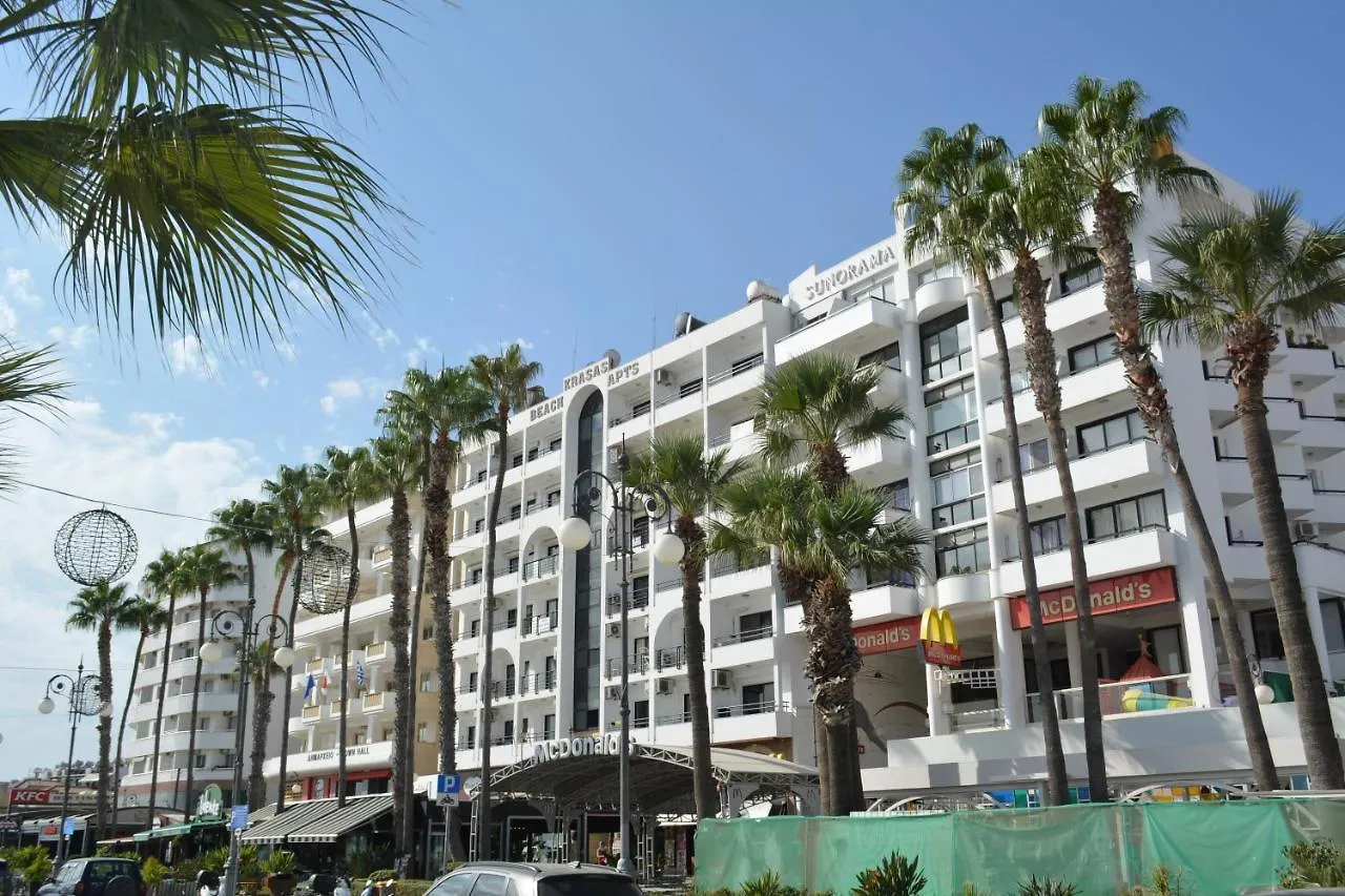 לרנקה Les Palmiers Sunorama Beach Apartments 0*,  קפריסין